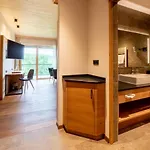 Hotel Zum Goldenen Kreuz 3*