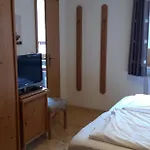 Zum Goldenen Kreuz Hotel