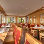 Zum Goldenen Kreuz Hotel Moosbach (Oberpfalz)