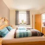 Zum Goldenen Kreuz Hotel Moosbach (Oberpfalz)