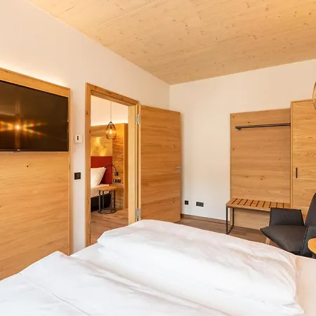 Zum Goldenen Kreuz 3*
