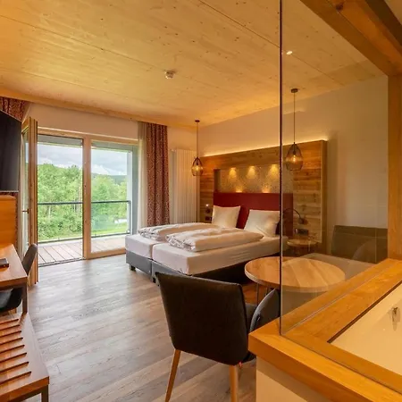 فندق Zum Goldenen Kreuz 3*