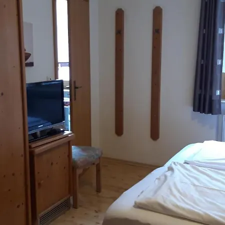 Zum Goldenen Kreuz Hotel
