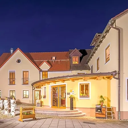 Zum Goldenen Kreuz 3* Moosbach (Oberpfalz)