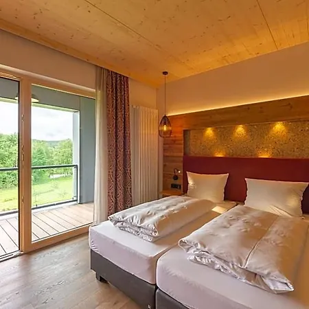 Zum Goldenen Kreuz Hotel Moosbach (Oberpfalz)